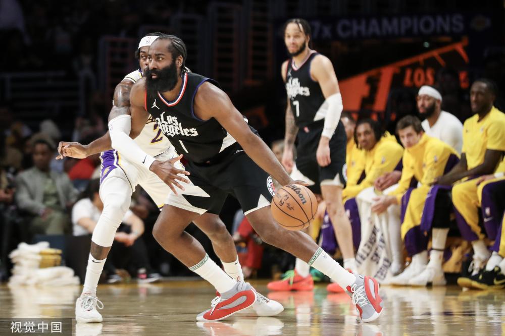 和低迷表现 和低迷表现