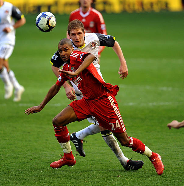 更是表现出 更是表现出